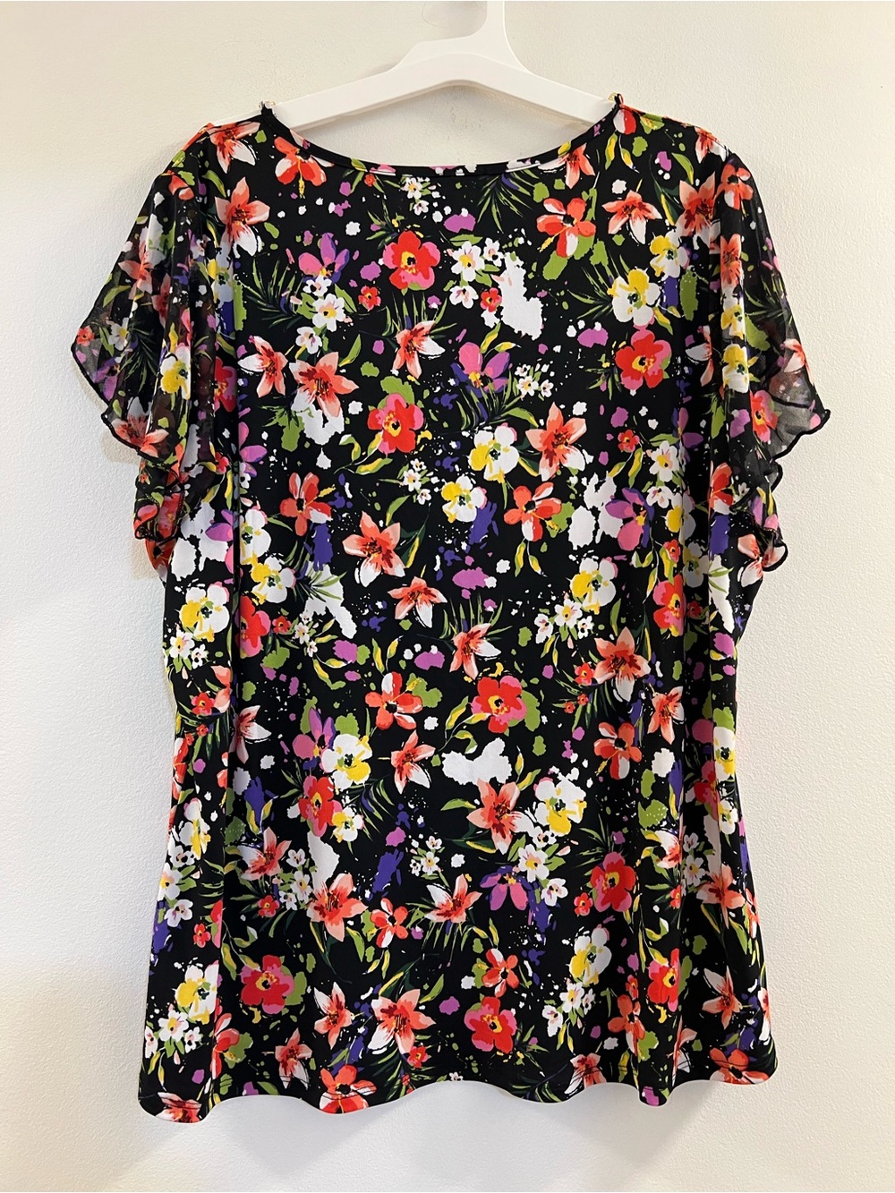Adele & May floral shirt  Stretchy - Picture 3 of 9